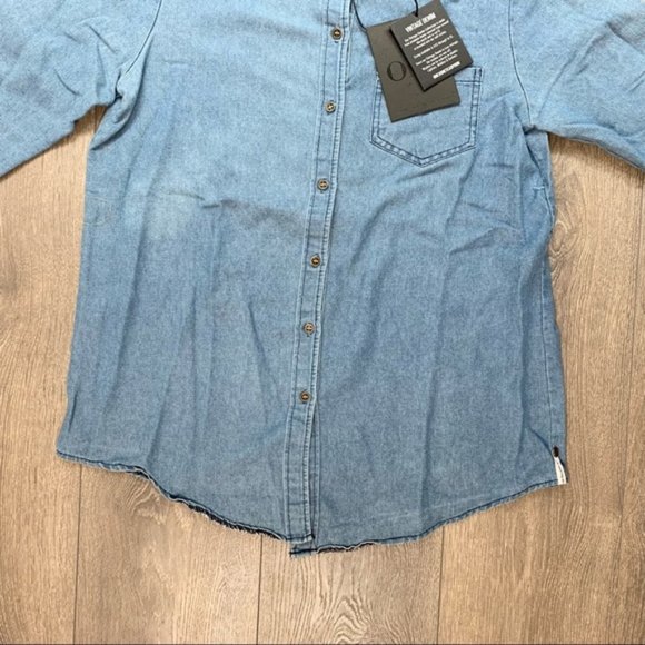 One Teaspoon Vintage Denim Button Down Shirt Chambray medium Blue wash Size XS - Picture 9 of 16